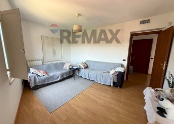 Soggiorno - Villa Via Cassia
701, Roma - foto 27
