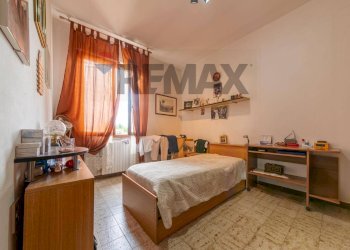 Camera / camera da letto - Semi-detached house Terranuova Bracciolini - photo 17