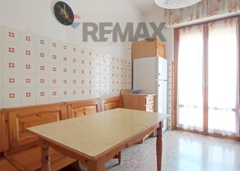 Sala da pranzo - Appartamento VIA 1 MAGGIO
 
26, San Giovanni Valdarno - foto 4