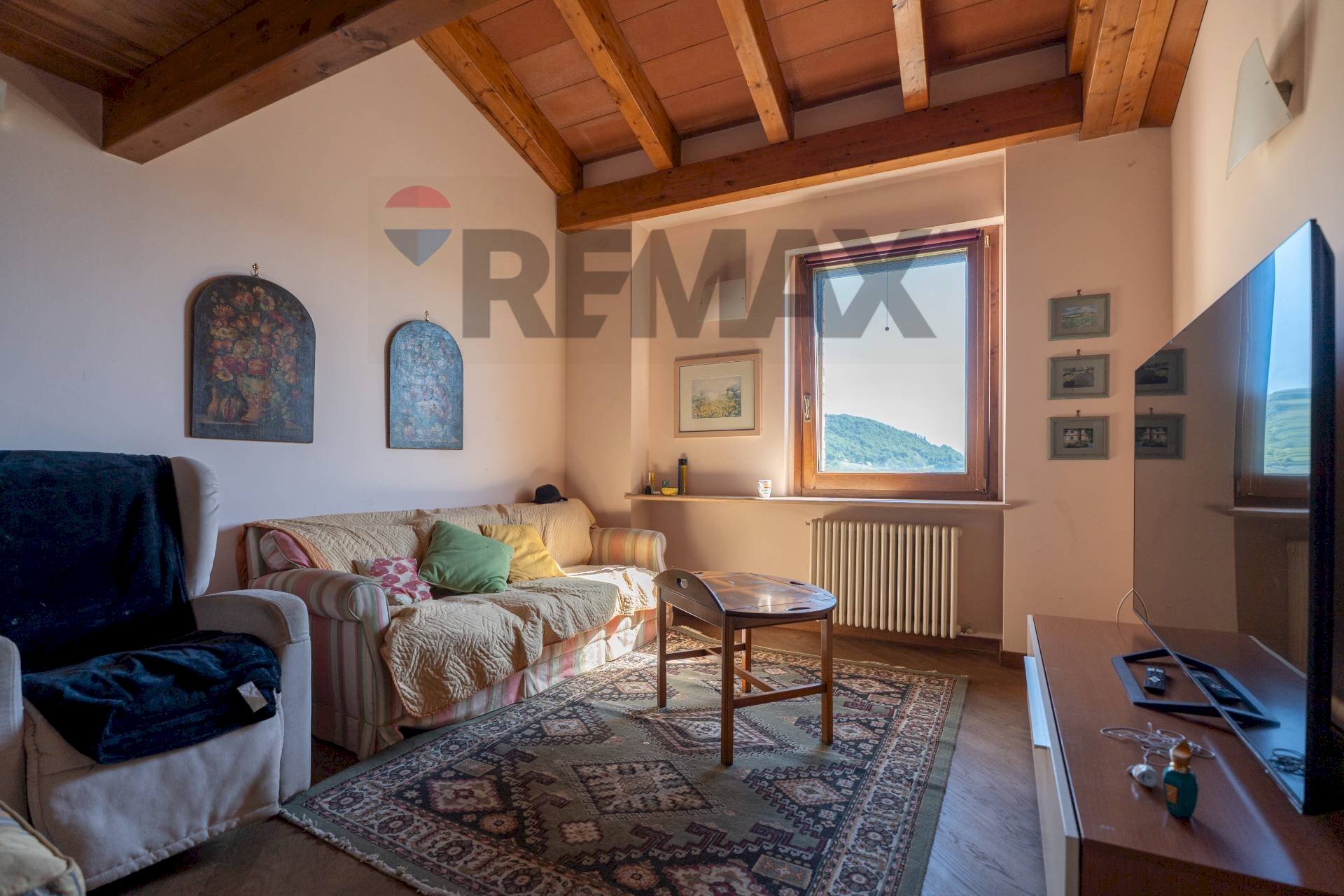Soggiorno - Casa semi indipendente Via Annibalcaro
 
4, Serra San Quirico - foto 1