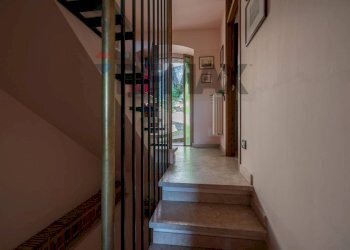 Scale - Casa semi indipendente Via Annibalcaro
 
4, Serra San Quirico - foto 9