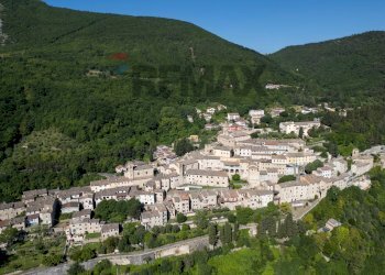 Vista delle montagne - Casa semi indipendente Via Annibalcaro
 
4, Serra San Quirico - foto 25