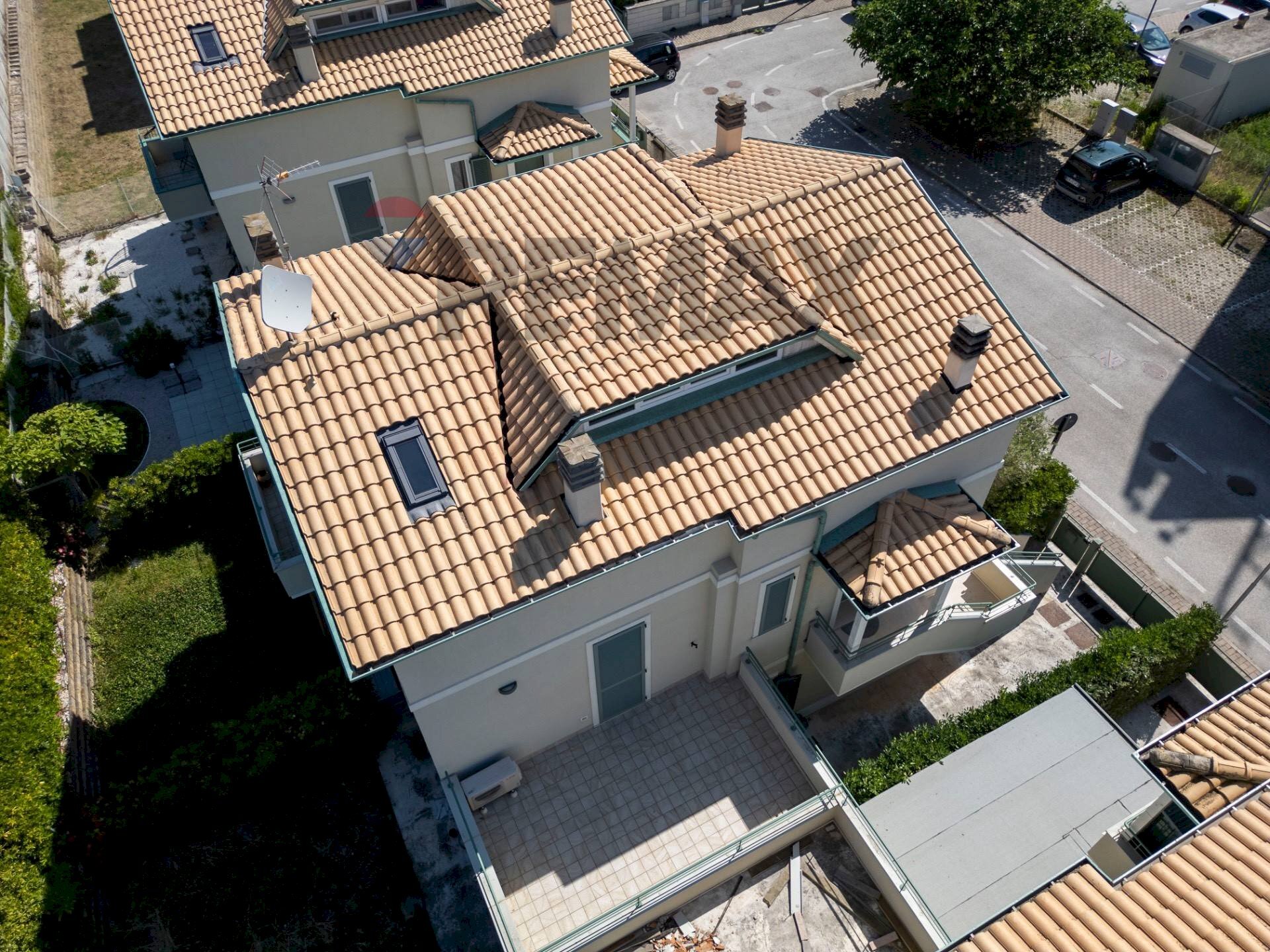 Edificio all\'aperto - Quadrilocale Via casale vecchio
 
36, Mondolfo - foto 3
