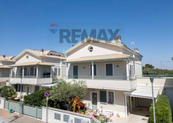 Casa all\'aperto - Quadrilocale Via casale vecchio
 
36, Mondolfo - foto 2