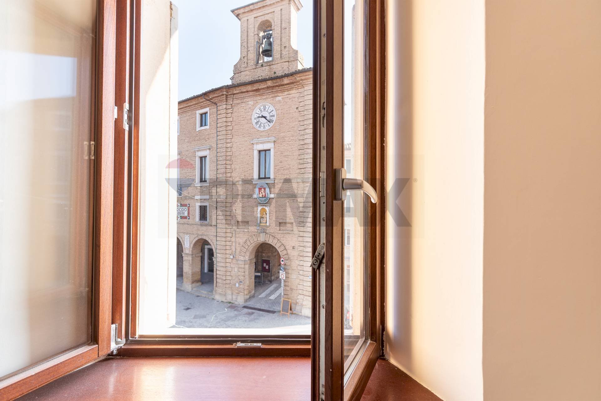 Dettagli - Trilocale Via Roma
 
6, Cupramontana - foto 1