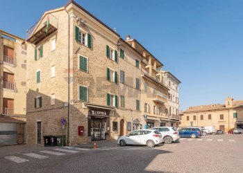 Edificio all\'aperto - Three-room apartment Via Roma
 
6, Cupramontana - photo 15