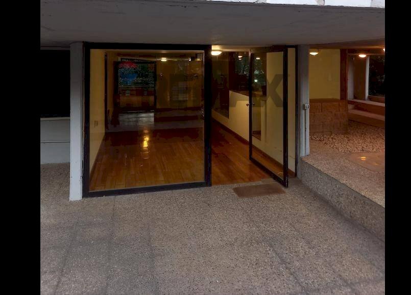Hall / corridoio - Bilocale Via Santa Giovanna Elisabetta
 
28, Roma - foto 1