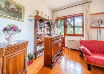 Soggiorno - Villa via della castagnetta
 
38, Ardea - foto 12