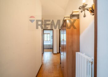 Hall / corridoio - Villa via della castagnetta
 
38, Ardea - foto 36