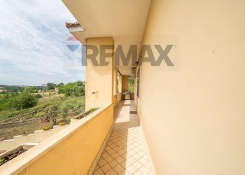 Balcone - Villa via della castagnetta
 
38, Ardea - foto 42