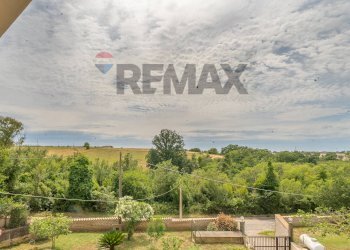 Vista delle montagne - Villa via della castagnetta
 
38, Ardea - foto 51