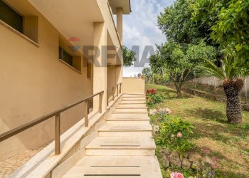 Giardino - Villa via della castagnetta
 
38, Ardea - foto 92