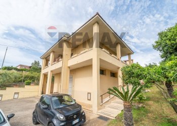 Casa all\'aperto - Villa via della castagnetta
 
38, Ardea - foto 94