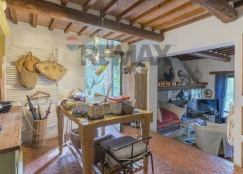 Sala da pranzo - Villa Via Della Torre
 
98, Paciano - photo 8