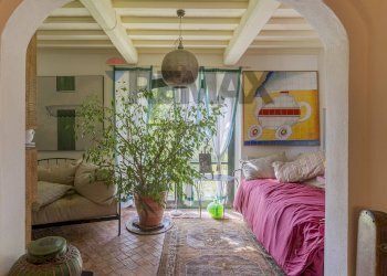 Soggiorno - Villa Via Della Torre
 
98, Paciano - photo 18