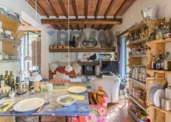 Sala da pranzo - Villa Via Della Torre
 
98, Paciano - photo 61