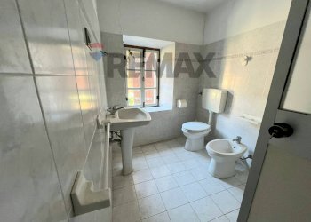 Bagno2 - Semi-detached house via Micheletto
 
6/8, Castellamonte - photo 18