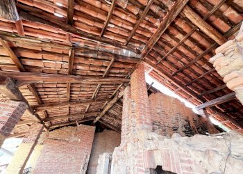 Tetto loggiato - Semi-detached house via Micheletto
 
6/8, Castellamonte - photo 20