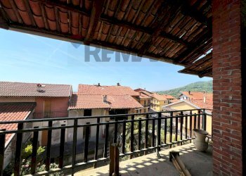 Vista dal loggiato - Semi-detached house via Micheletto
 
6/8, Castellamonte - photo 25