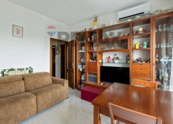 Sala da pranzo - Bilocale Via Giuseppe Di Vittorio
 
235, Sesto San Giovanni - foto 5
