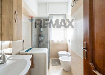 Bagno - Bilocale Via Giuseppe Di Vittorio
 
235, Sesto San Giovanni - foto 13