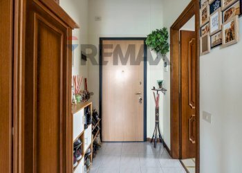 Hall / corridoio - Bilocale Via Giuseppe Di Vittorio
 
235, Sesto San Giovanni - foto 16