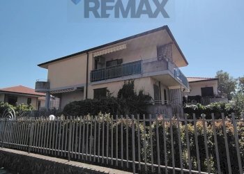 Casa all\'aperto - Bilocale Via Simone Neri
 
11, Mascali - foto 1