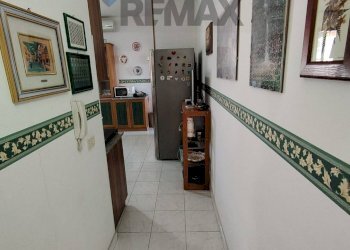 Hall / corridoio - Bilocale Via Simone Neri
 
11, Mascali - foto 8