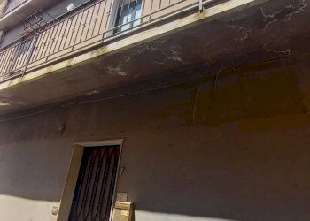 Edificio all\'aperto - Independent house via san salvatore
 
10, Roccella Valdemone - photo 3