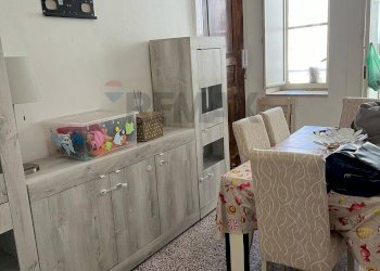 Sala da pranzo - Semi-detached house via francesco crispi
 
278, Alì Terme - photo 4