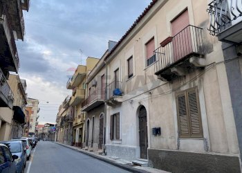 Edificio all\'aperto - Semi-detached house via francesco crispi
 
278, Alì Terme - photo 14