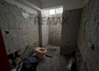 Bagno - Quadrilocale Via Lungomare
 
86, Sant'Alessio Siculo - foto 23