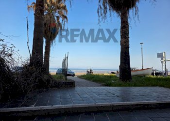 Edificio all\'aperto - Quadrilocale Via Lungomare
 
86, Sant'Alessio Siculo - foto 34