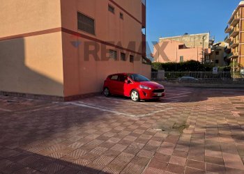 Edificio all\'aperto - Quadrilocale Via Lungomare
 
86, Sant'Alessio Siculo - foto 45