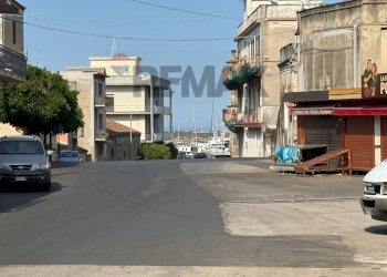 Edificio all\'aperto - Appartamento via circumvallazione
 
8, Riposto - foto 2