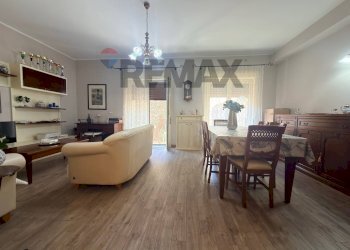 Sala da pranzo - Appartamento VIA POSILLIPO, Giardini-Naxos - foto 5