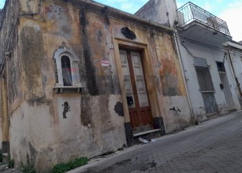Edificio all\'aperto - Casa indipendente Via San Sebastiano
 
2, Riposto - foto 1