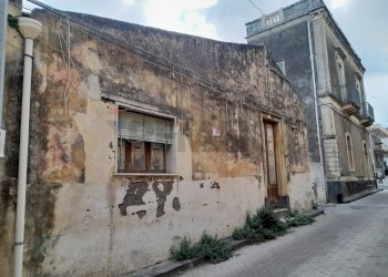 Edificio all\'aperto - Casa indipendente Via San Sebastiano
 
2, Riposto - foto 8