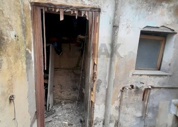 Dettagli - Casa indipendente Via San Sebastiano
 
2, Riposto - foto 27