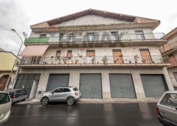 Edificio all\'aperto - Appartamento Via III retta ponente
 
16, Belpasso - foto 1