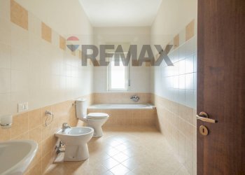 Bagno - Appartamento Via III retta ponente
 
16, Belpasso - foto 11