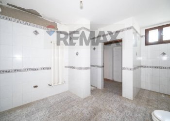 Stanza vuota - Trilocale Via Soragna
 
13, Luzzara - foto 19