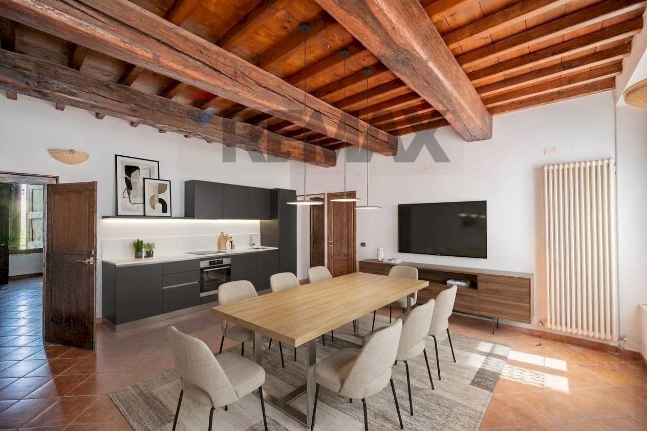 Sala da pranzo - Quadrilocale Via Soragna
 
13, Luzzara - foto 1