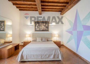 Camera / camera da letto - Quadrilocale Via Soragna
 
13, Luzzara - foto 8