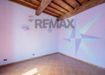 Stanza vuota - Quadrilocale Via Soragna
 
13, Luzzara - foto 21