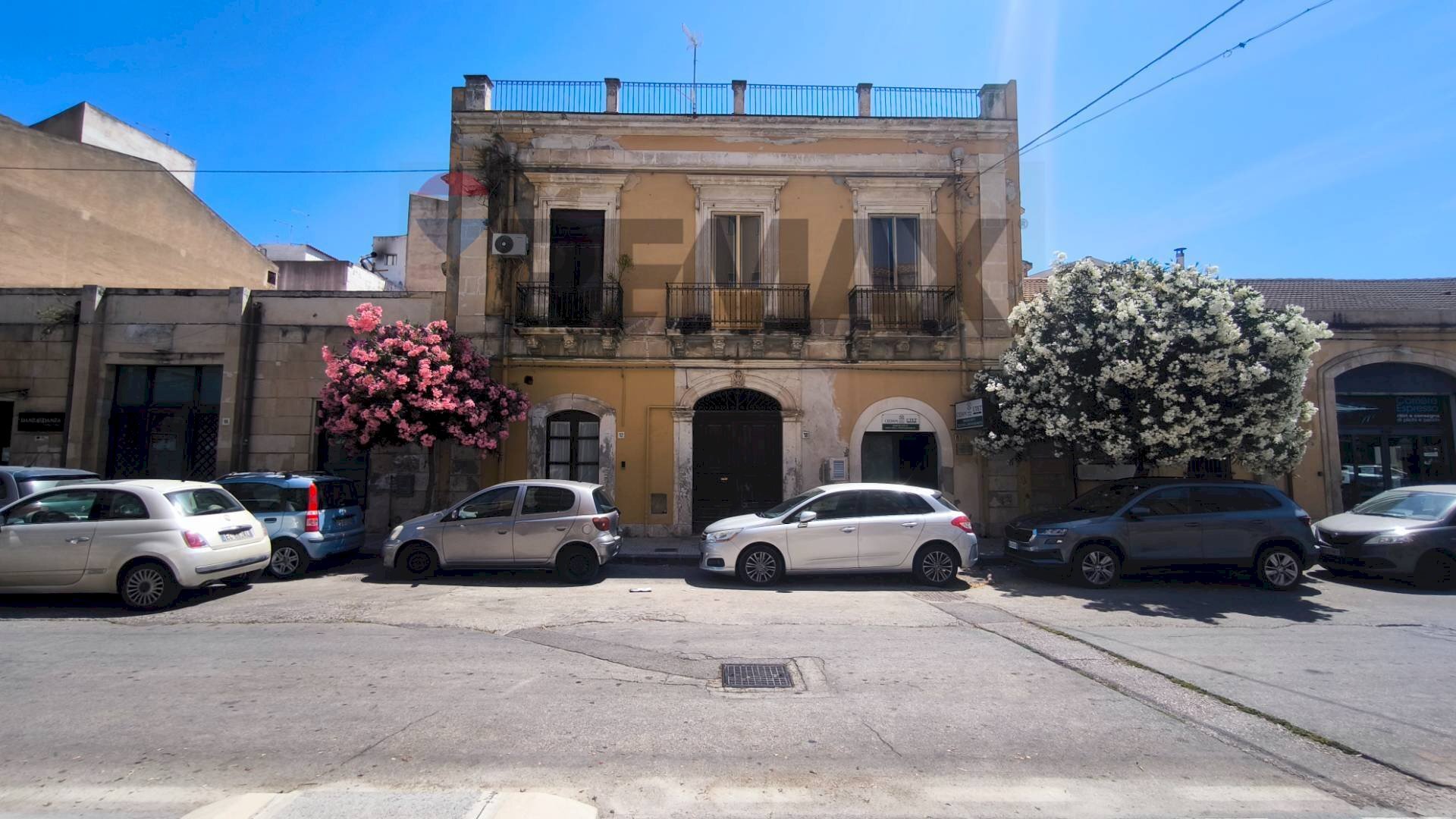 Edificio all\'aperto - Quadrilocale VIA IERONE I L'ETNEO
 
10, Siracusa - foto 1