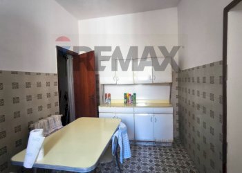 Cucina - Quadrilocale VIA IERONE I L'ETNEO
 
10, Siracusa - foto 26