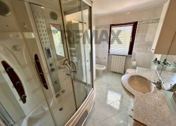 Bagno - Trilocale Costa Volpino - foto 20