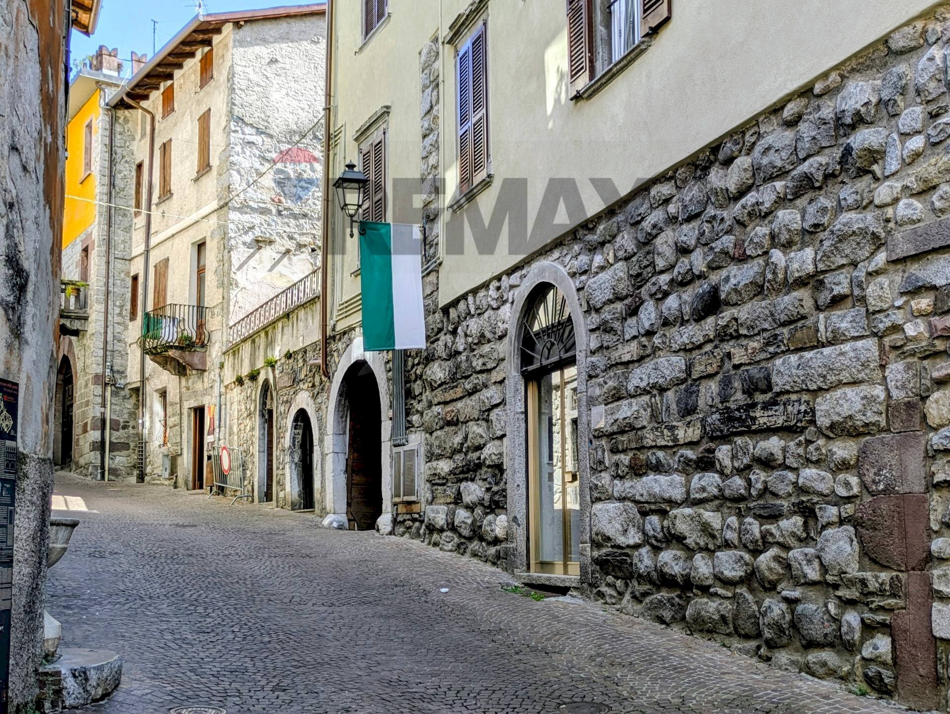Edificio all\'aperto - Casa semi indipendente Via Contrinzio
40, Bienno - foto 3