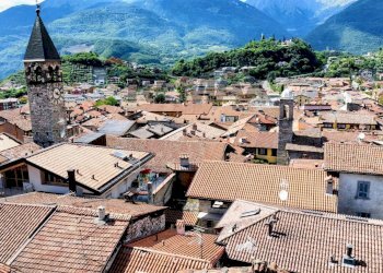 Vista delle montagne - Casa semi indipendente Via Contrinzio
 
40, Bienno - foto 4